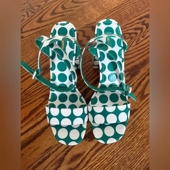 Larroude Green Polka Dot ankle strap heels size 10 - Picture 4 of 4